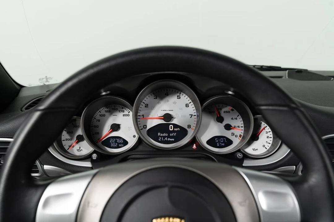 2005 Porsche - Image 27 of 31