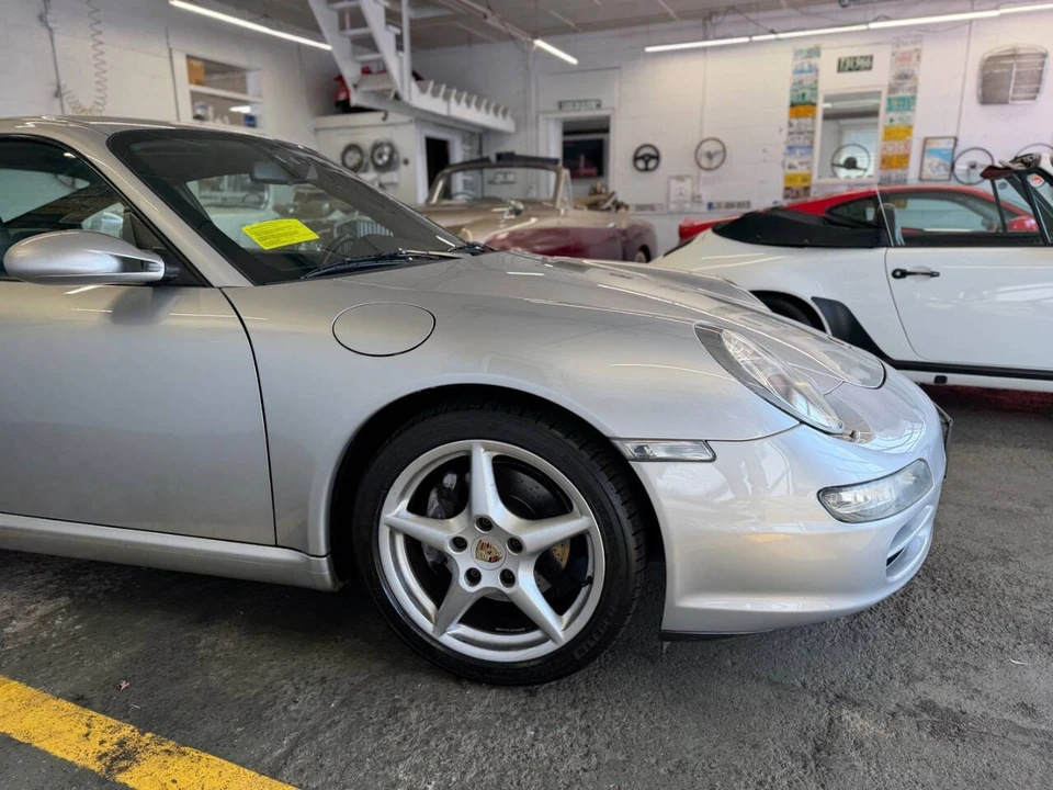 2005 Porsche 997 Carrera - Image 10 of 21