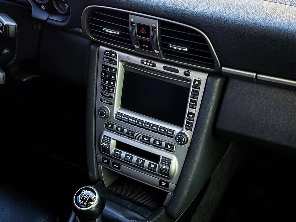 2005 Porsche 997 Carrera - Image 16 of 17