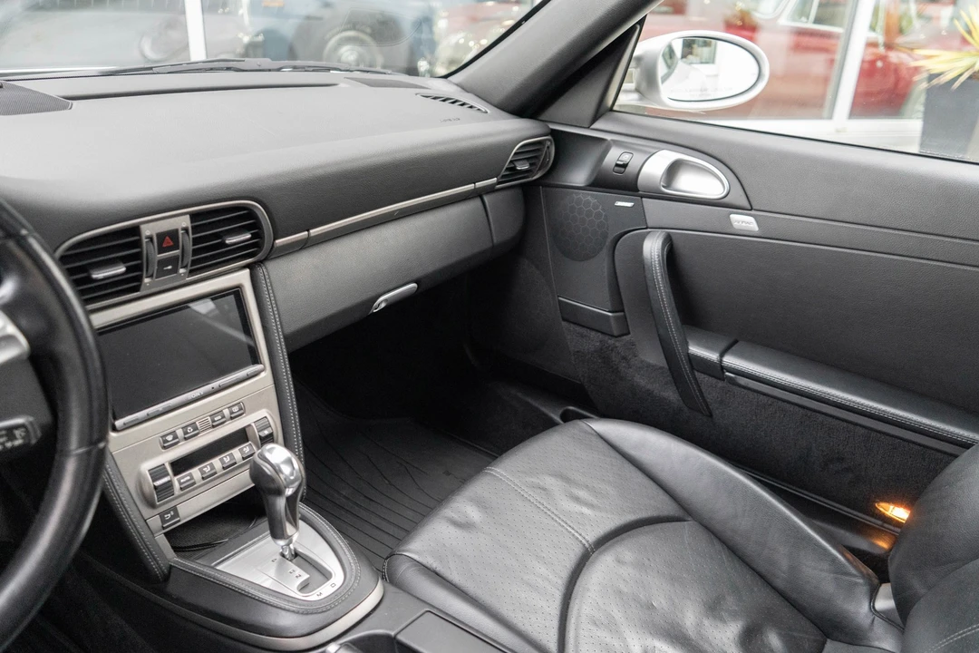 2005 Porsche 997 Carrera - Image 16 of 21