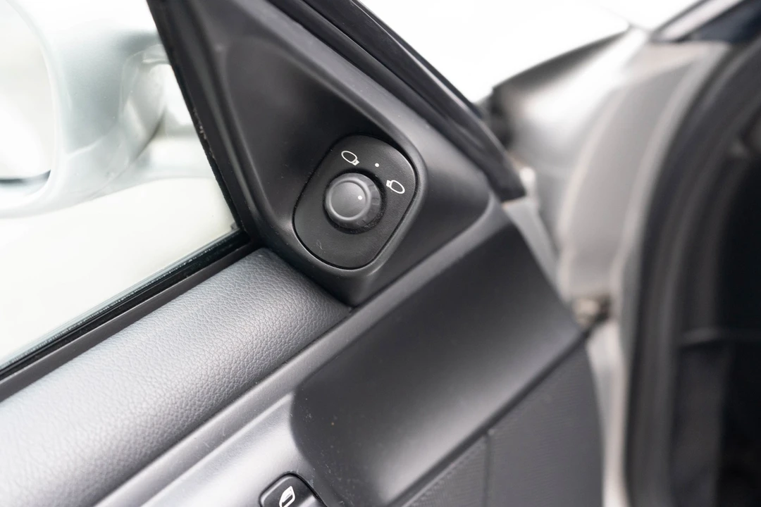 2005 Porsche 997 Carrera - Image 11 of 21