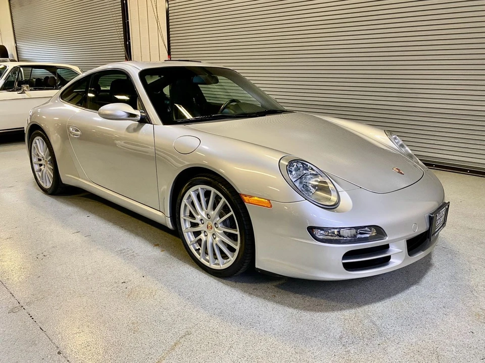 2005 Porsche 997 Carrera - Image 5 of 31