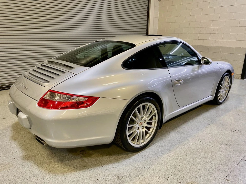 2005 Porsche 997 Carrera - Image 8 of 31