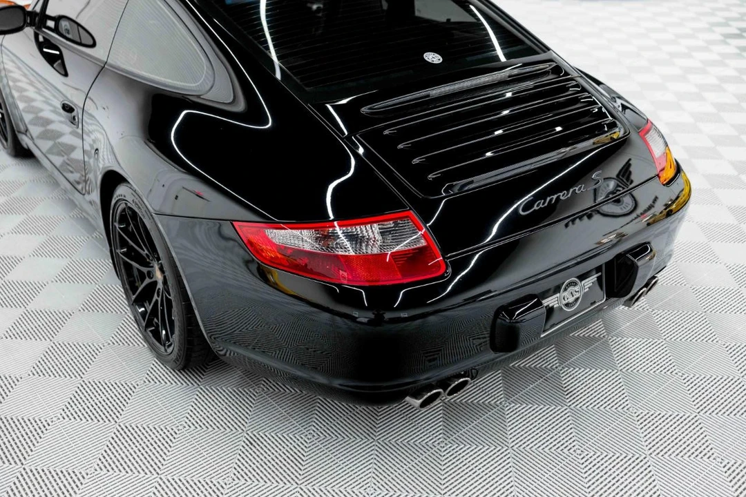 2005 Porsche 997 Carrera S - Image 28 of 31