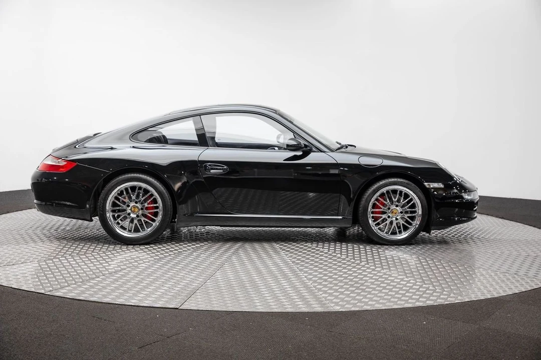 2005 Porsche 997 Carrera - Image 9 of 21