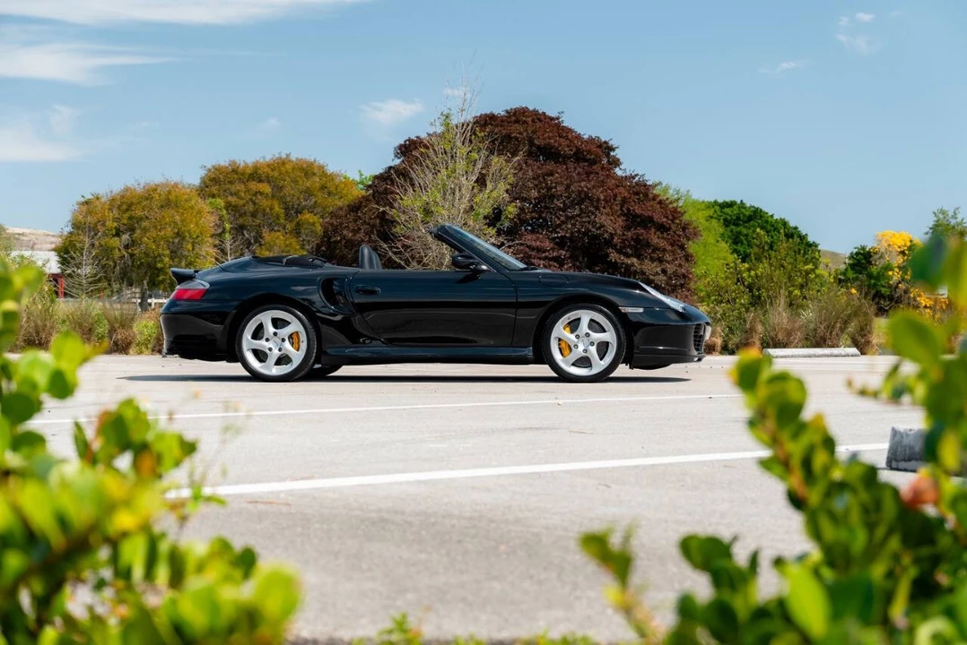 2005 Porsche 996 Turbo - Image 12 of 21