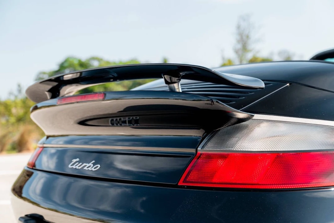 2005 Porsche 996 Turbo - Image 17 of 21