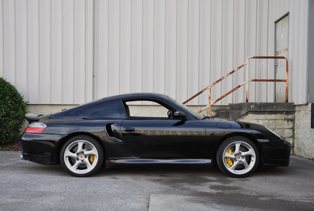 2005 Porsche 996 Turbo - Image 15 of 31