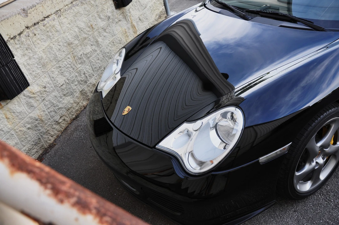 2005 Porsche 996 Turbo - Image 24 of 31