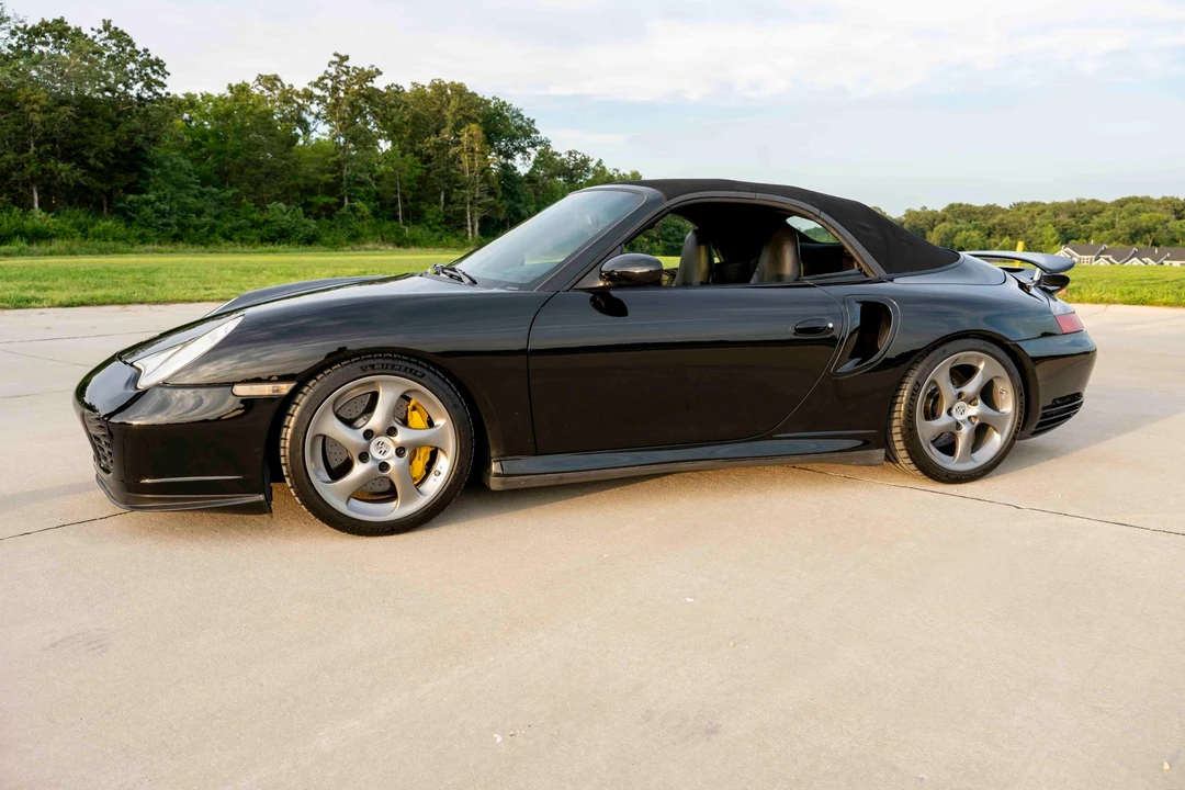 2005 Porsche 996 Turbo - Image 30 of 31