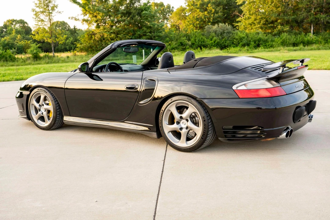 2005 Porsche 996 Turbo - Image 28 of 31