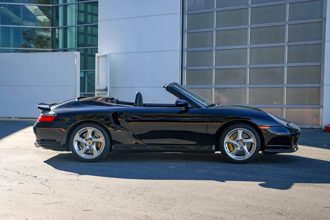 2005 Porsche 996 Turbo - Image 12 of 31