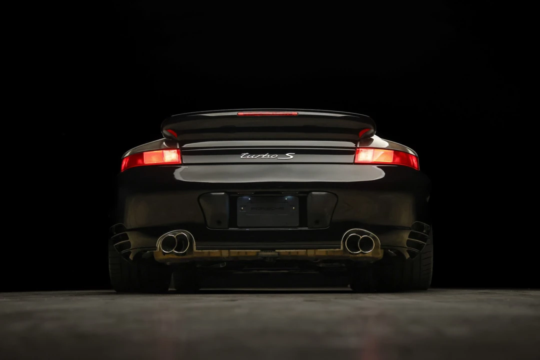 2005 Porsche 996 Turbo - Image 27 of 31