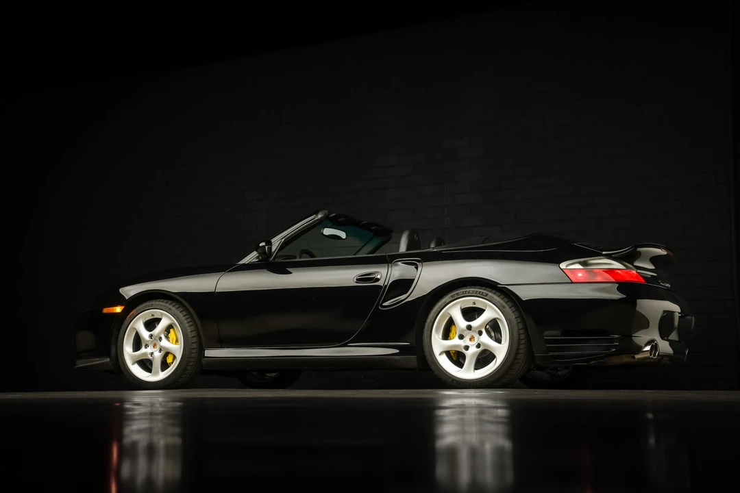 2005 Porsche 996 Turbo - Image 23 of 31