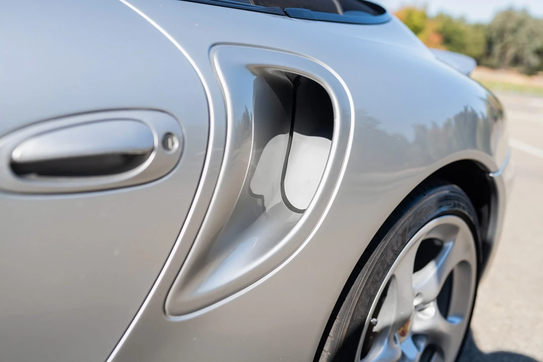 2005 Porsche 996 Turbo - Image 24 of 31