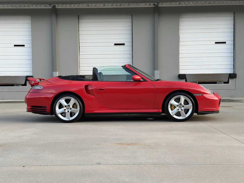 2005 Porsche 996 Turbo - Image 14 of 31