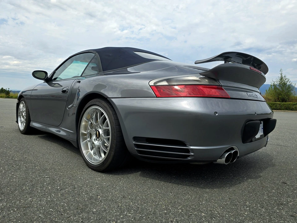 2005 Porsche 996 Turbo - Image 19 of 31