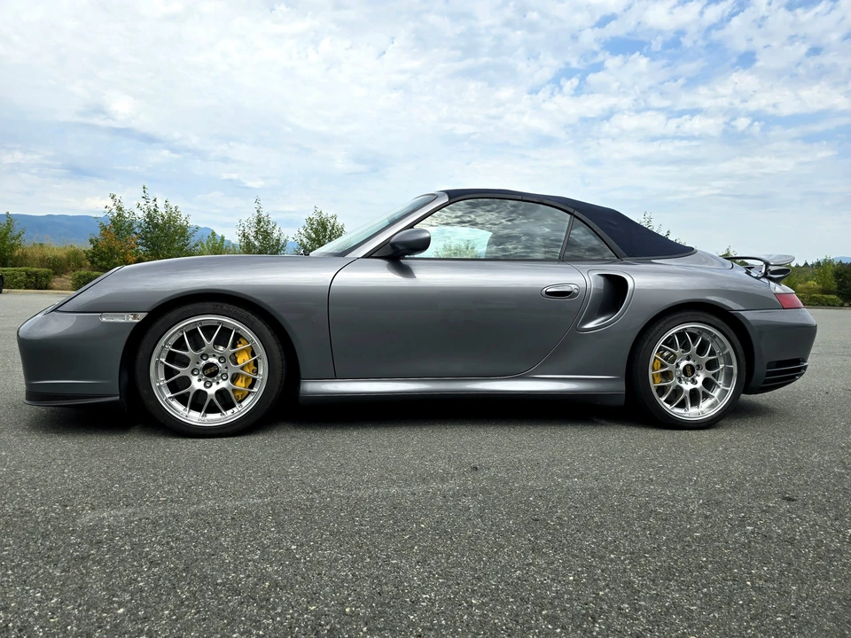 2005 Porsche 996 Turbo - Image 25 of 31