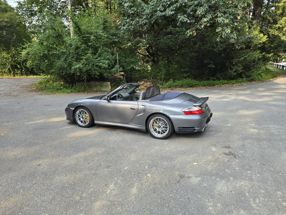 2005 Porsche 996 Turbo - Image 24 of 31
