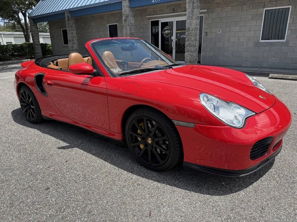 2005 Porsche 996 Turbo - Image 9 of 31