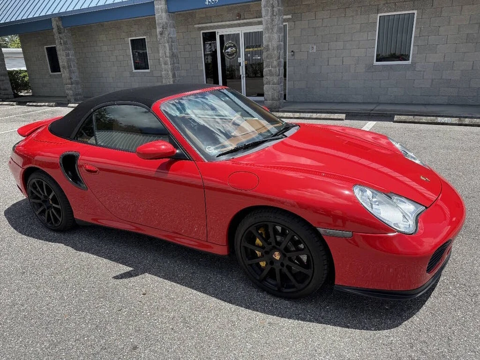 2005 Porsche 996 Turbo - Image 22 of 31