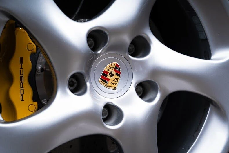 2005 Porsche 996 Turbo - Image 26 of 31