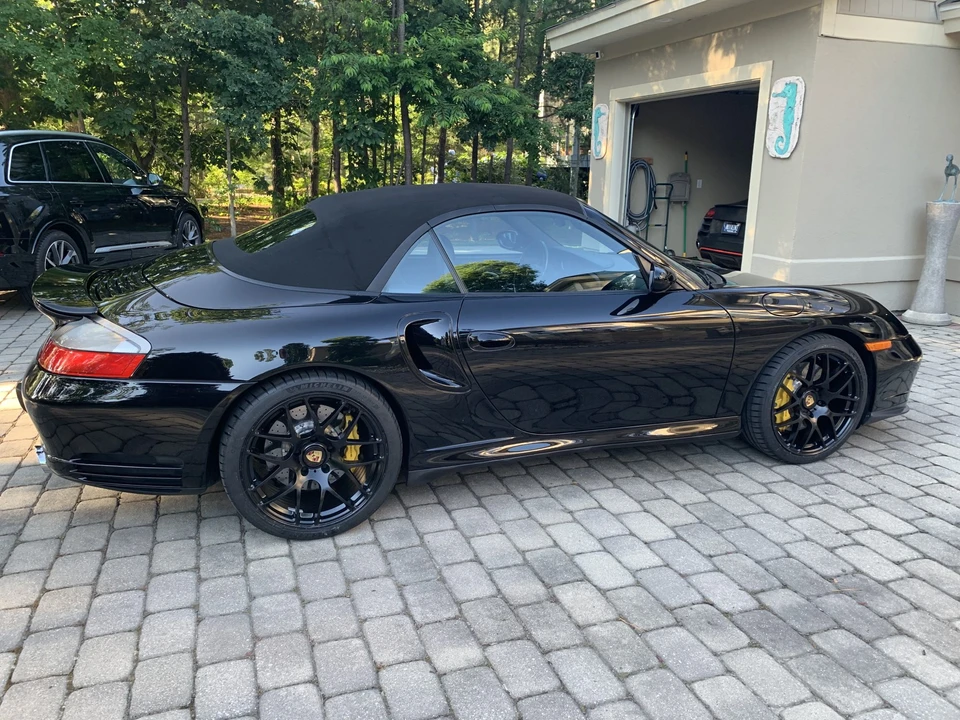 2005 Porsche 996 Turbo - Image 11 of 31