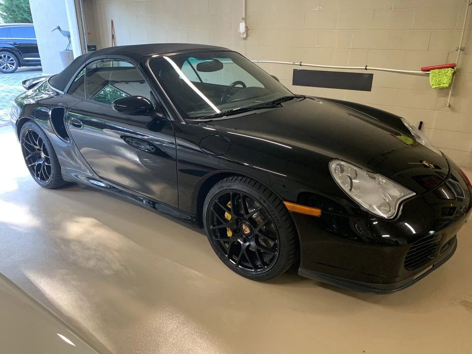 2005 Porsche 996 Turbo - Image 15 of 31