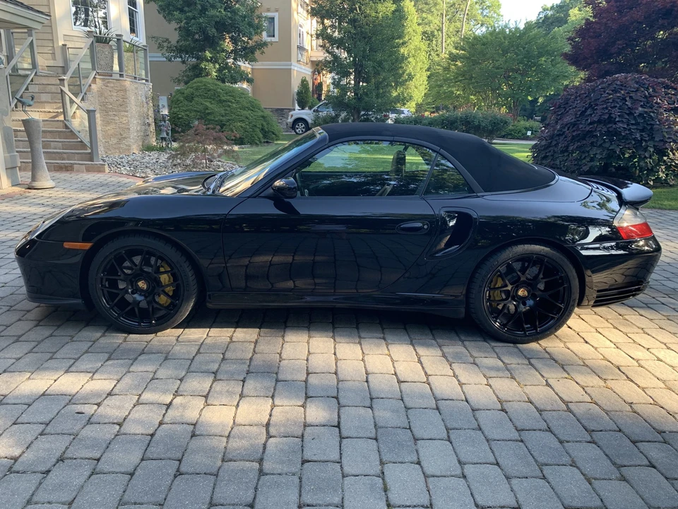 2005 Porsche 996 Turbo - Image 6 of 31