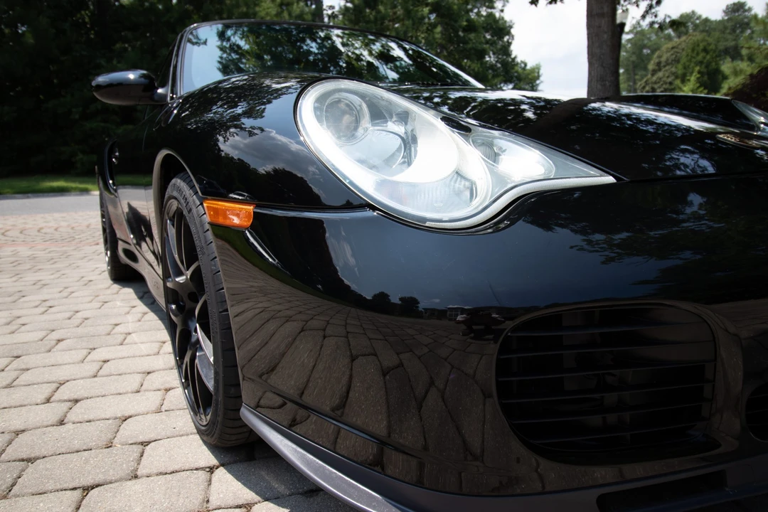 2005 Porsche 996 Turbo - Image 23 of 31