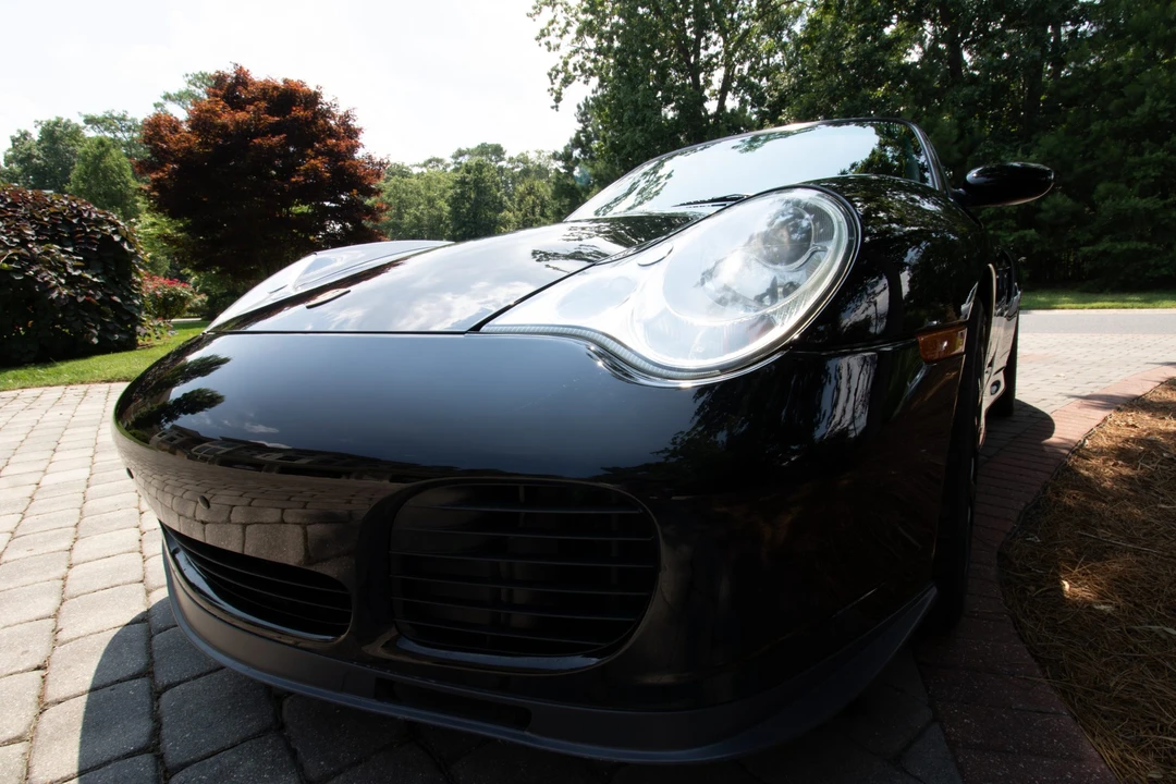 2005 Porsche 996 Turbo - Image 24 of 31