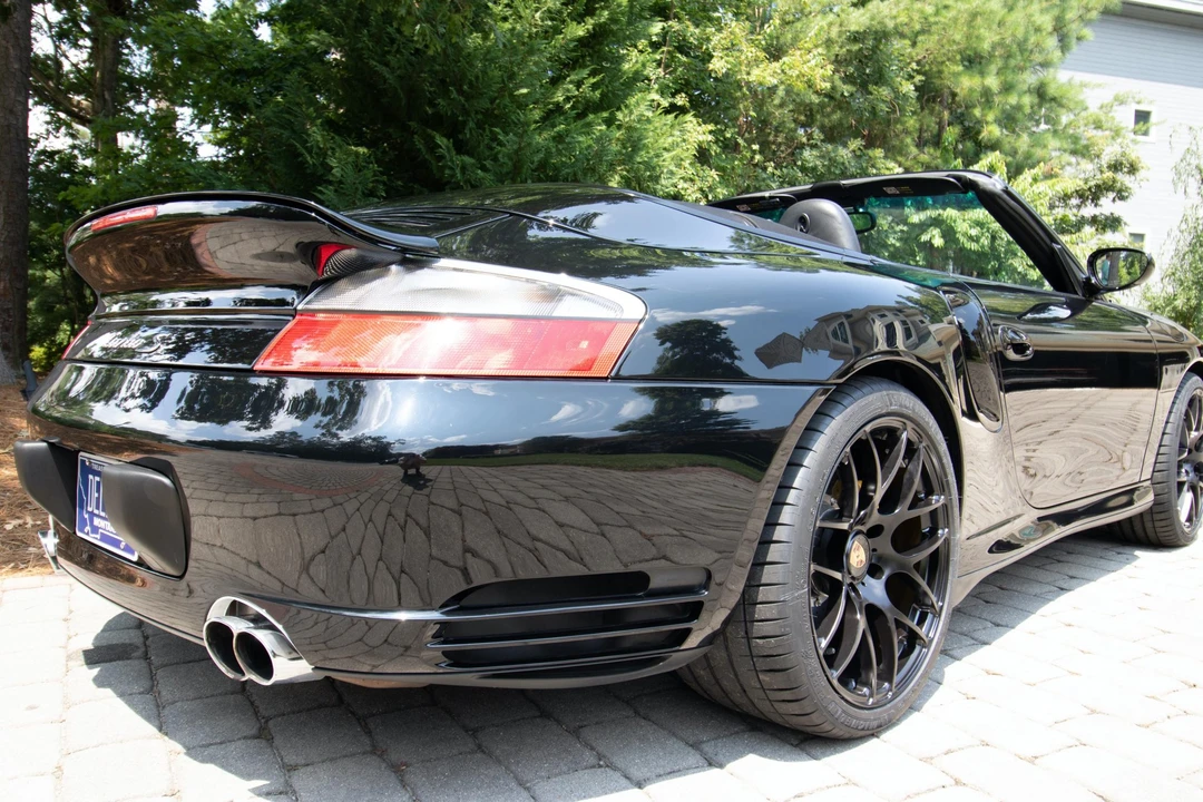 2005 Porsche 996 Turbo - Image 19 of 31
