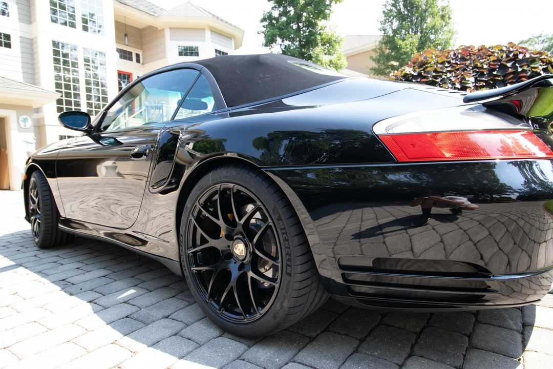 2005 Porsche 996 Turbo - Image 8 of 31