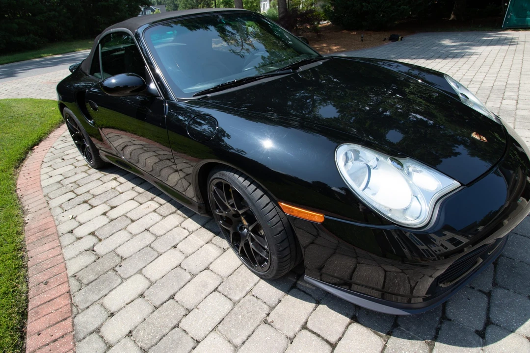 2005 Porsche 996 Turbo - Image 14 of 31