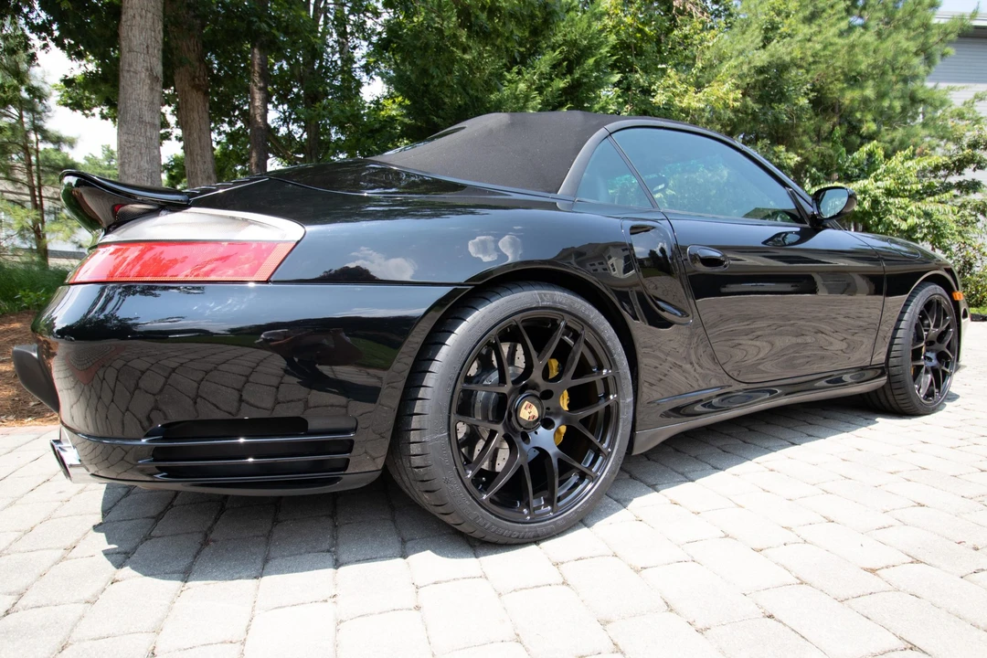 2005 Porsche 996 Turbo - Image 10 of 31