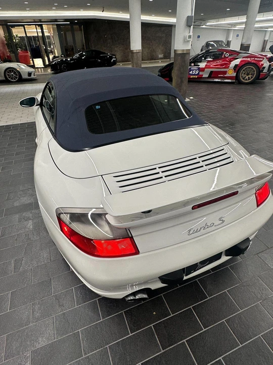 2005 Porsche 996 Turbo - Image 13 of 30