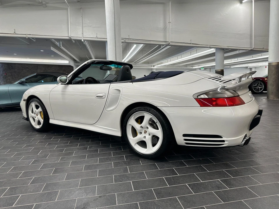 2005 Porsche 996 Turbo - Image 10 of 30