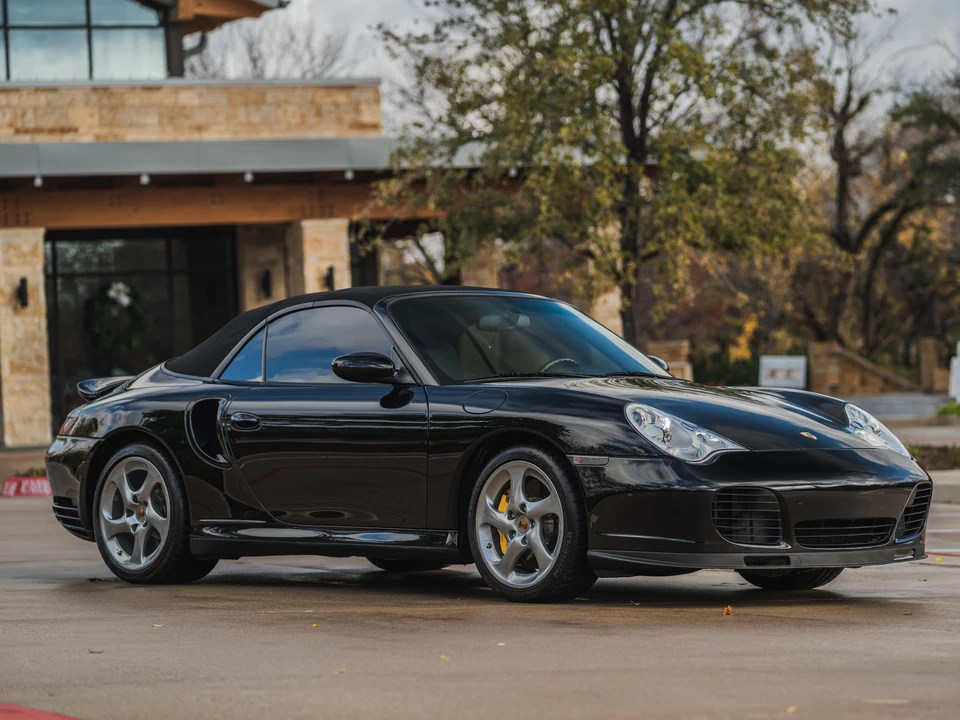 2005 Porsche 996 Turbo - Image 25 of 31