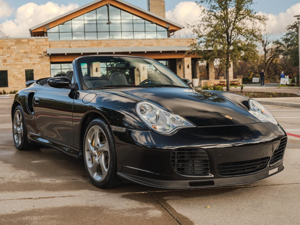 2005 Porsche 996 Turbo - Image 11 of 31