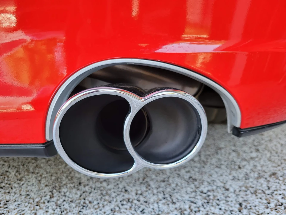 2005 Porsche 996 Turbo - Image 28 of 31