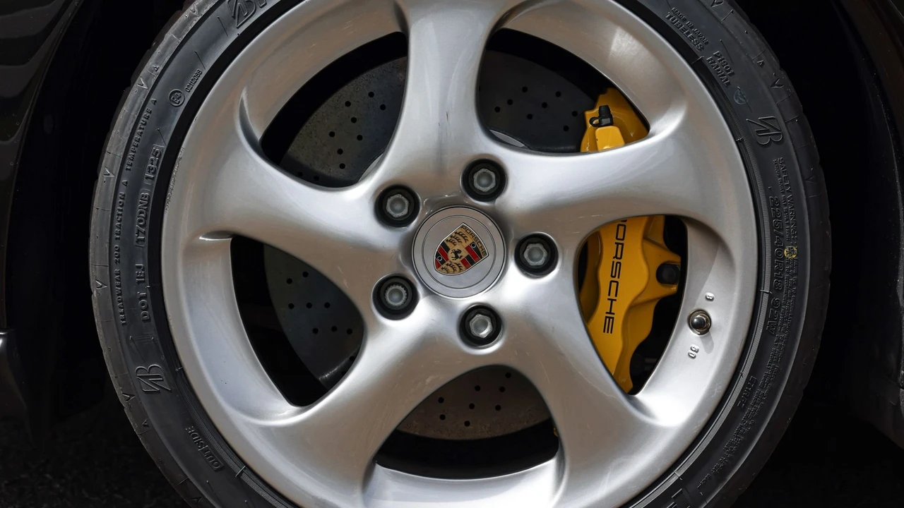 2005 Porsche 997 Turbo S - Image 25 of 31