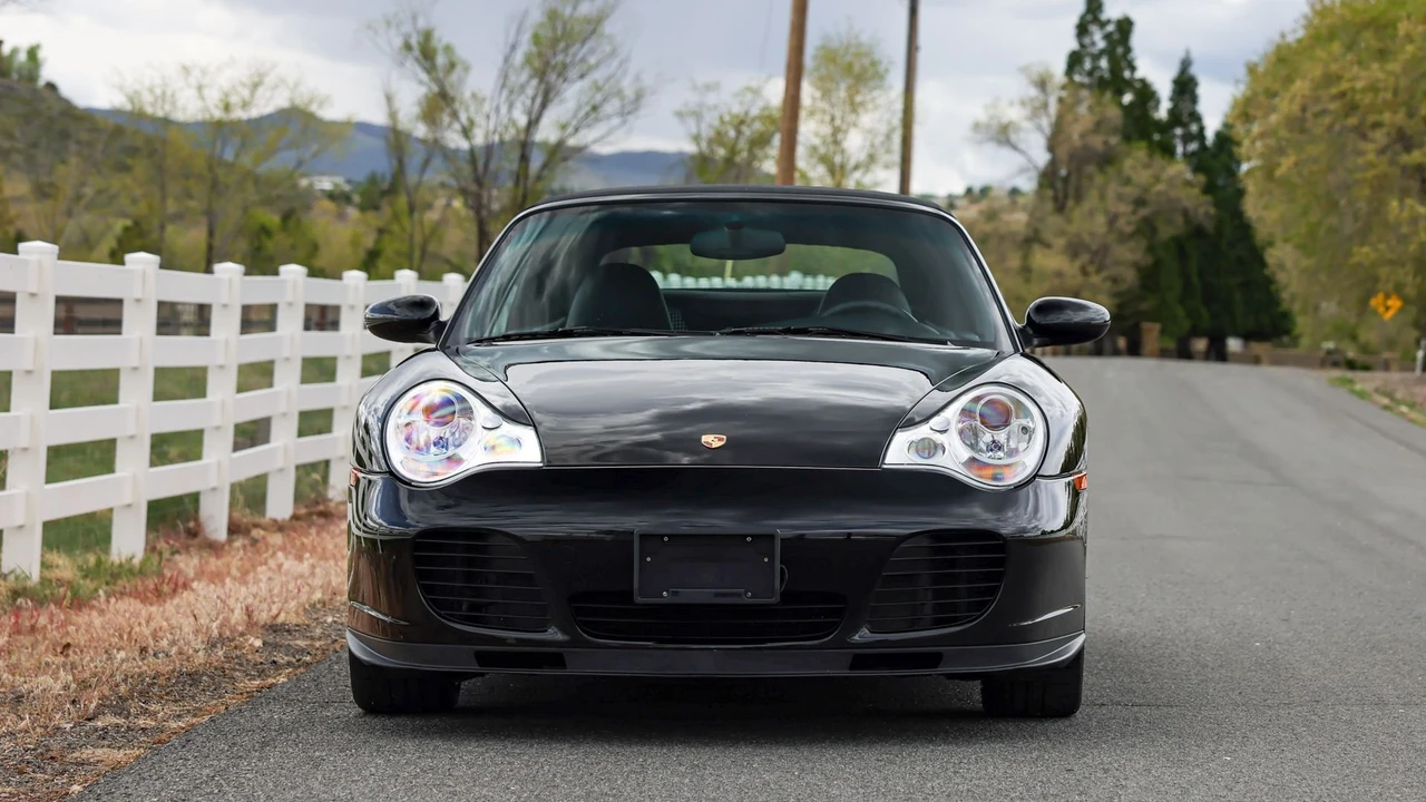 2005 Porsche 997 Turbo S - Image 2 of 31