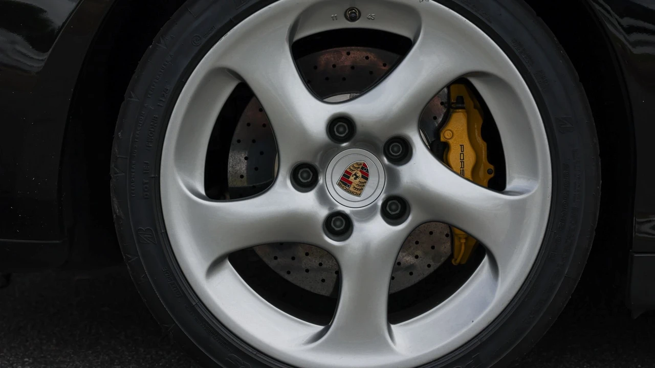 2005 Porsche 997 Turbo S - Image 28 of 31
