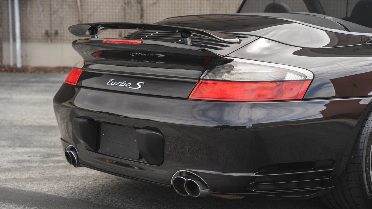 2005 Porsche 997 Turbo S - Image 26 of 31