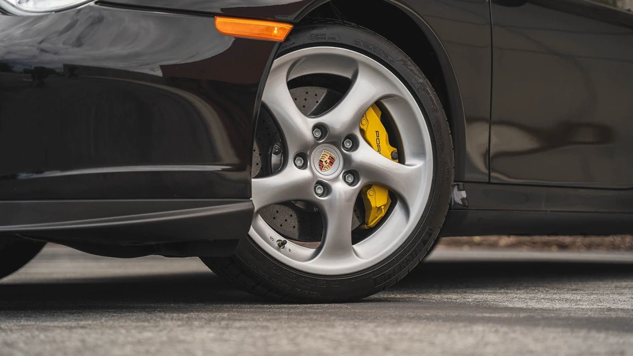 2005 Porsche 997 Turbo S - Image 16 of 31