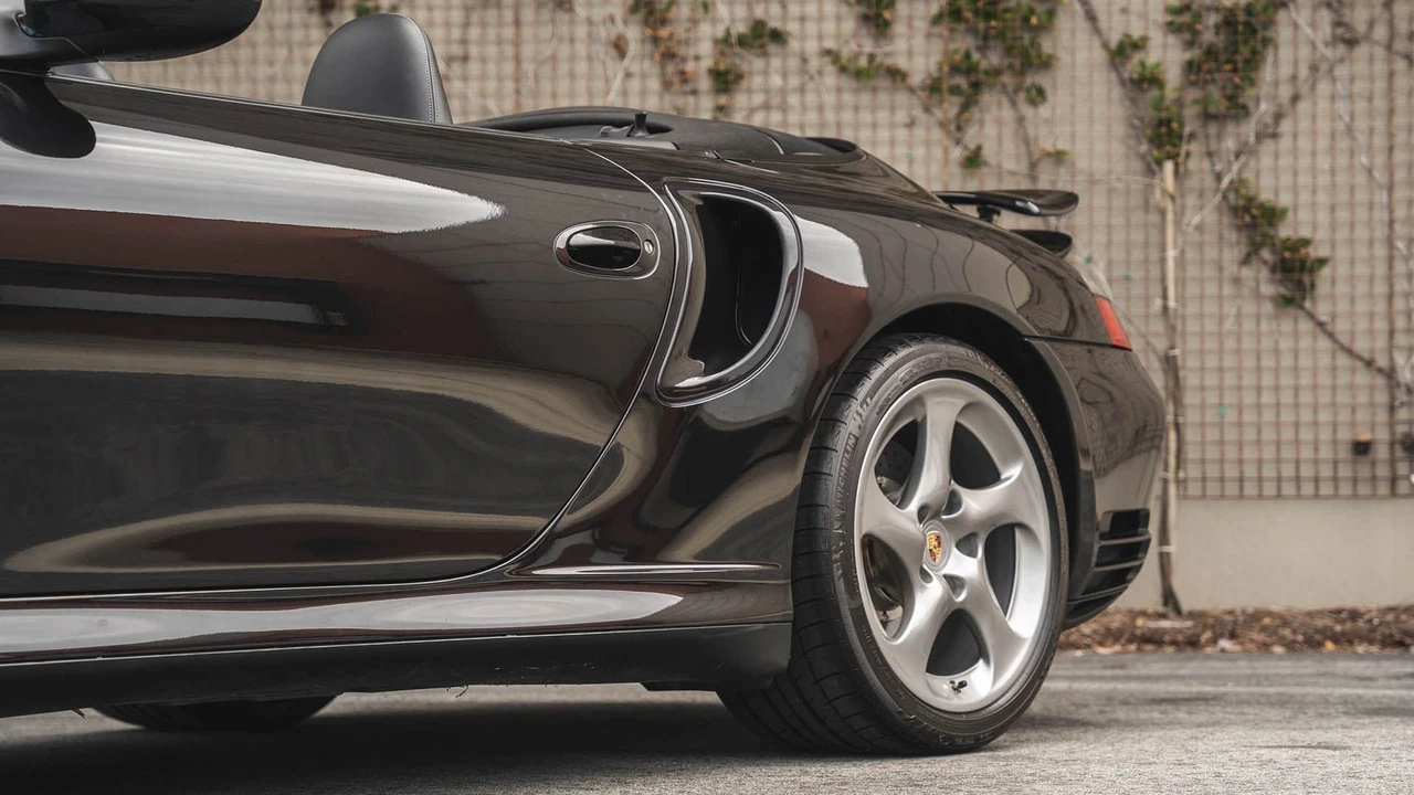 2005 Porsche 997 Turbo S - Image 14 of 31