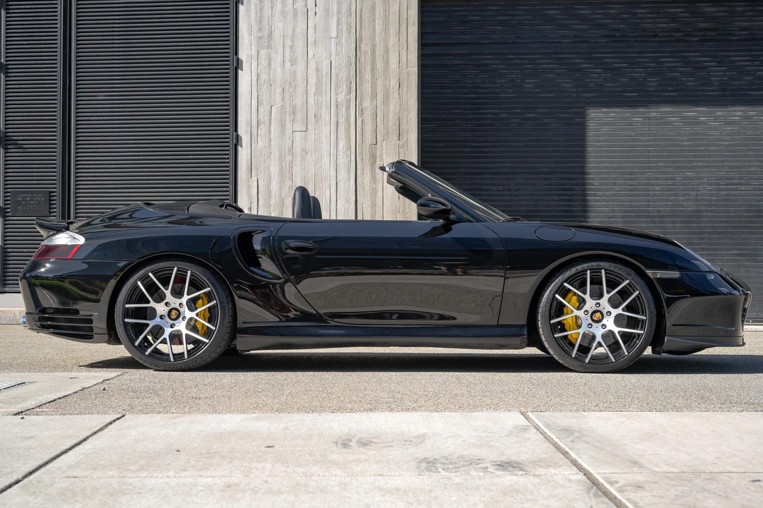 2005 Porsche 996 Turbo - Image 8 of 31