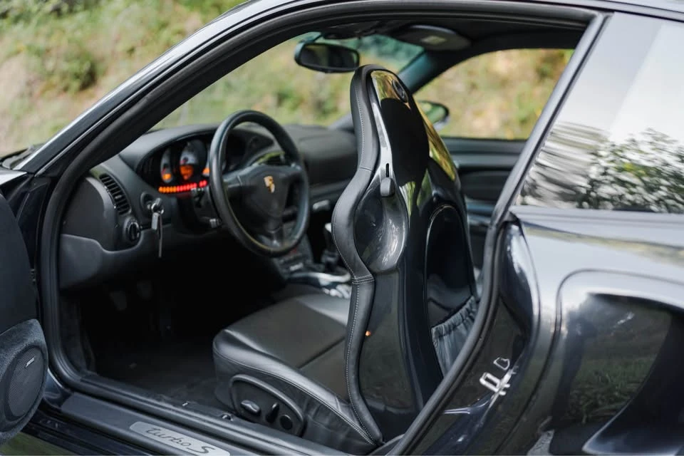2005 Porsche 996 Turbo - Image 2 of 10