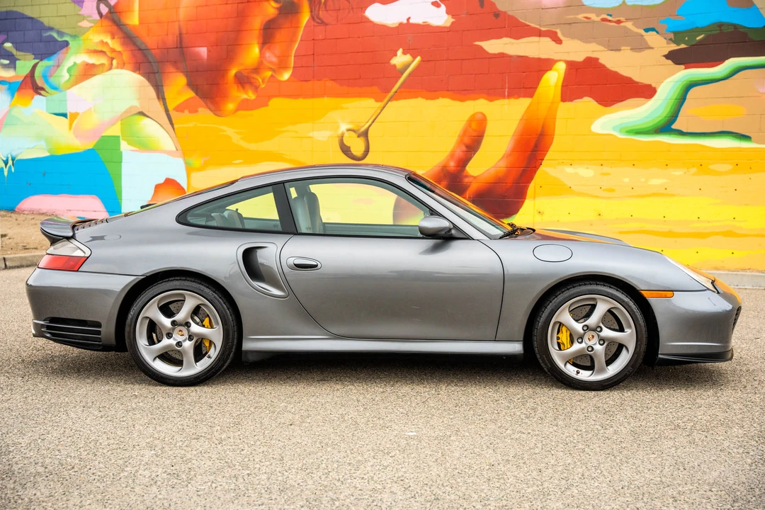 2005 Porsche 996 Turbo - Image 23 of 31