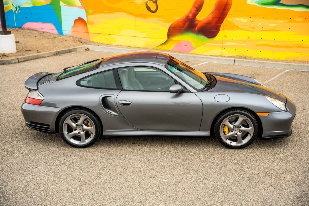 2005 Porsche 996 Turbo - Image 24 of 31